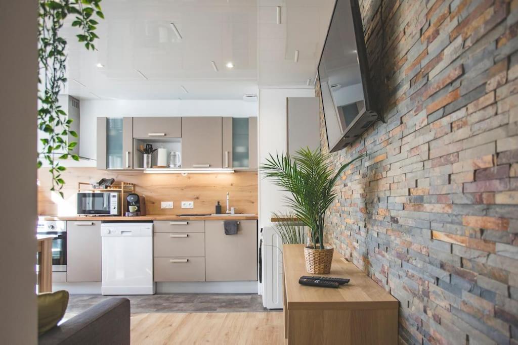 Bel Appartement Lumineux Proche Du Centre-Ville Дуе Екстериор снимка